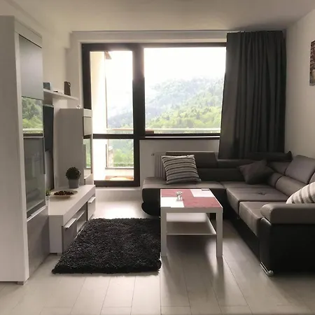 Mountain Apartment *